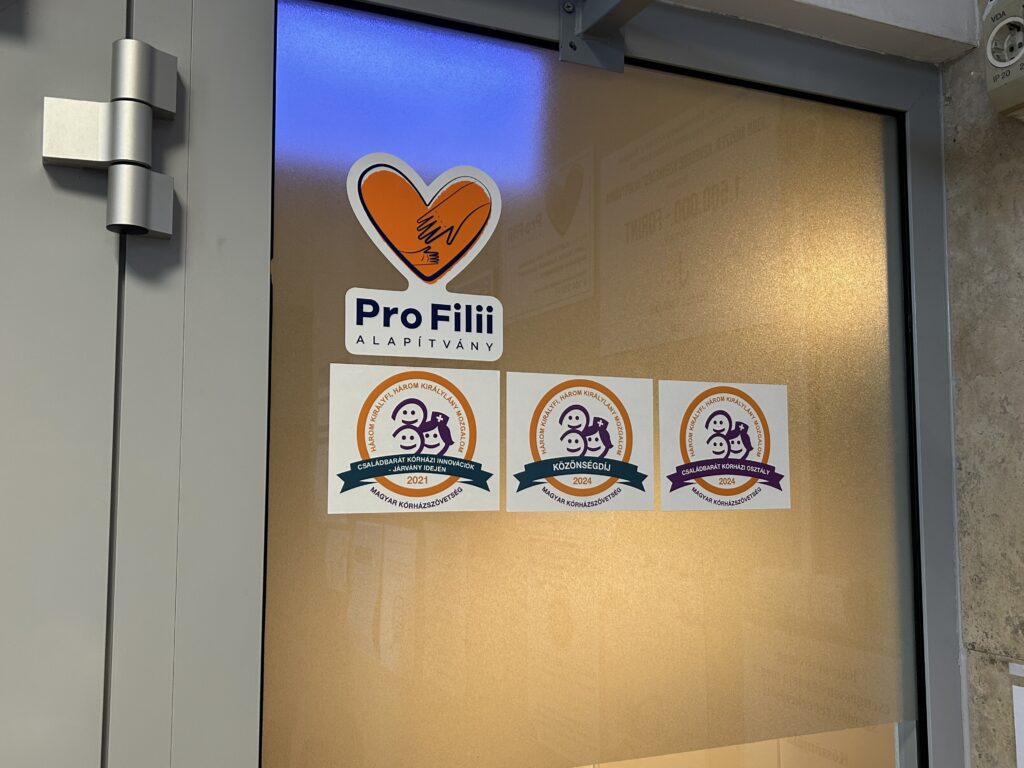 Ambuláns méhtükröző eszközök beszerzése a Pro Filii Alapítvány támogatásával image 50397185